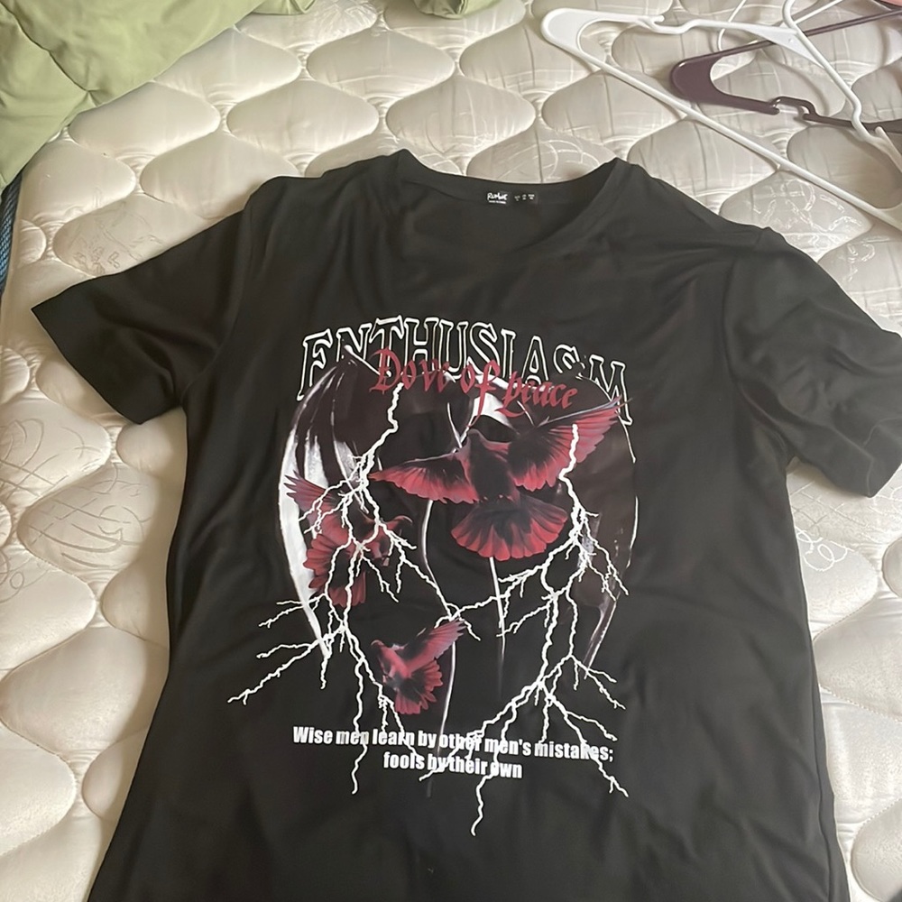 ROMWE T shirt